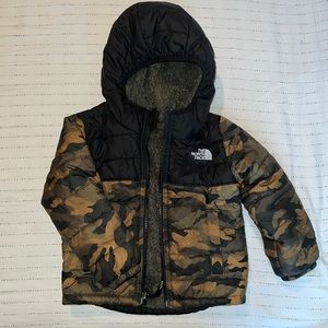COPY - Boys north face jacket